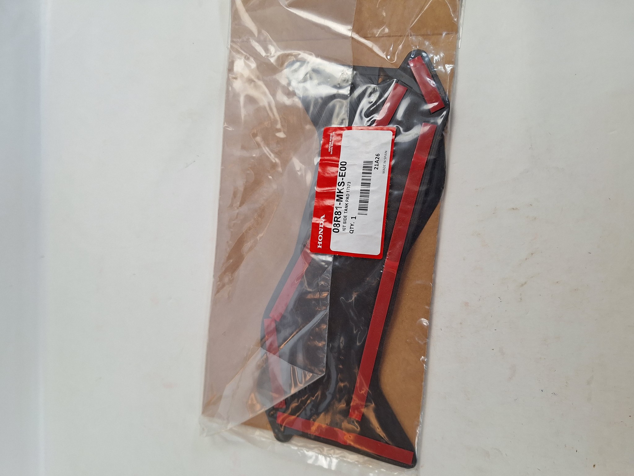 Bild von KIT,SIDE TANK PAD  08R81-MKS-E00  